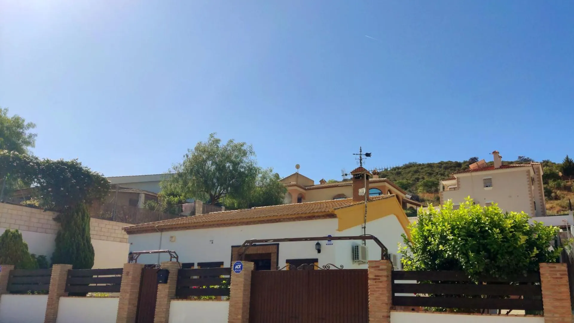 Chalet Only4You Country House Perfect Location To Visit Andalucia Casabermeja